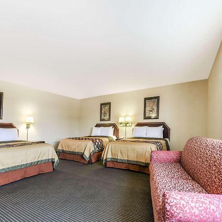 Super 8 By Wyndham Burleson Fort Worth Area Dış mekan fotoğraf